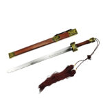 Espada Decorativa China Feng Shui Jian - Diseño Cuadrangular Clásico con Vaina de Madera y Ornamentos de Bronce